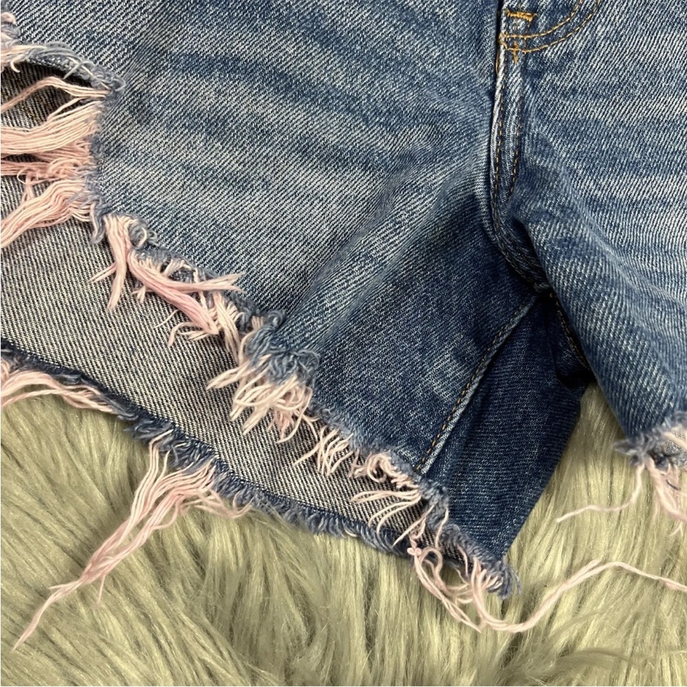 Abercrombie And Fitch Mid Rise Boyfriend Shorts Distressed Denim Pink Dye - Picture 12 of 15